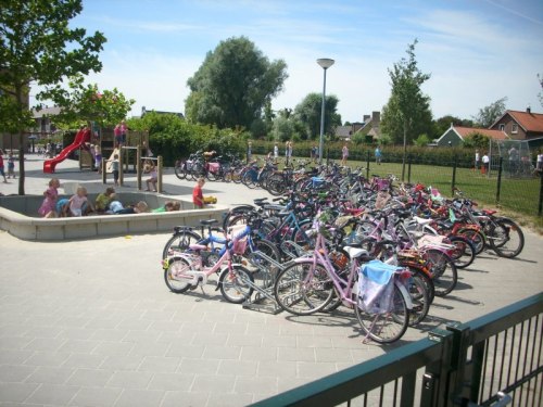 przedszkole (!) gdzieś na przedmieściach Alkmaar