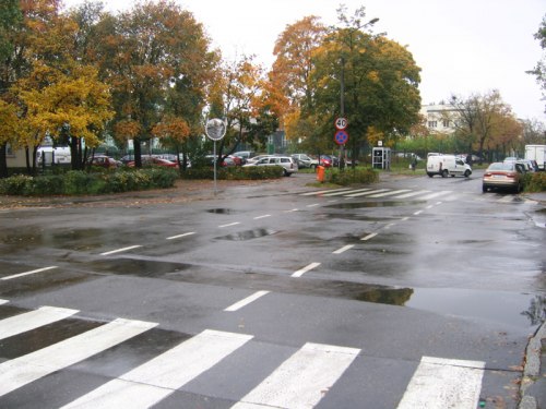 skrzyżowanie ul. Mickiewicza i ul. Moniuszki - widok w kierunku zachodnim - rok 2008