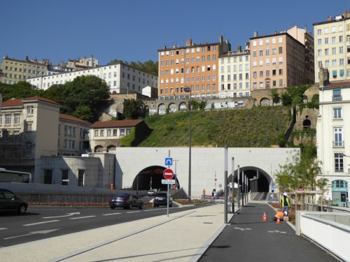 Tunel de la Croix-Rousse w całej okazałości od strony wschodniej.