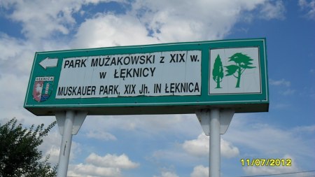 znajduje się największy park  w Europie w stylu angielskim -728 ha - Park Mużakowski.